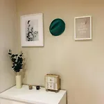 U Ani 2 * 德兹维济诺