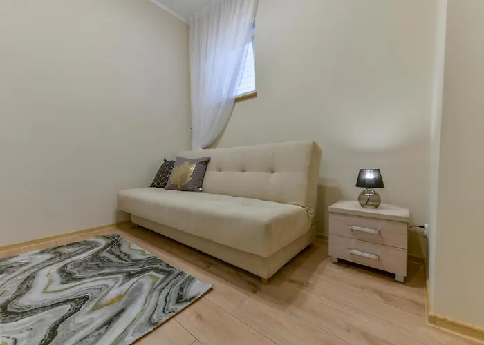 U Ani 2 * Дзвижино